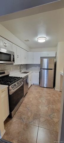 82-76 Country Pointe Circle 1st Fl, Queens Village, NY 11427