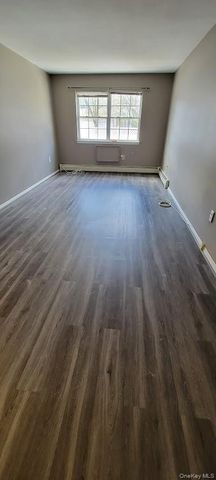 82-76 Country Pointe Circle 1st Fl, Queens Village, NY 11427