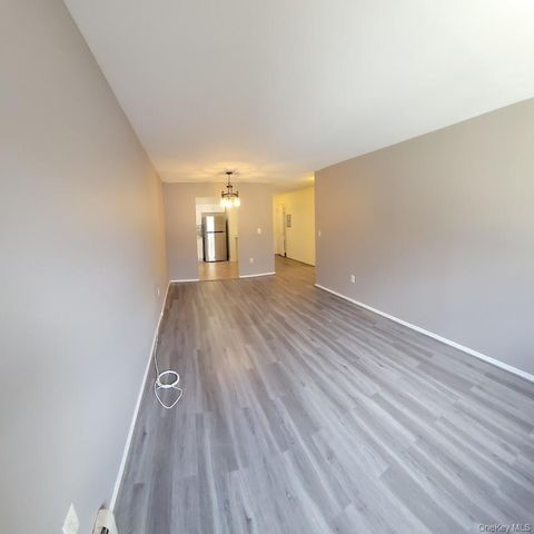 82-76 Country Pointe Circle 1st Fl, Queens Village, NY 11427