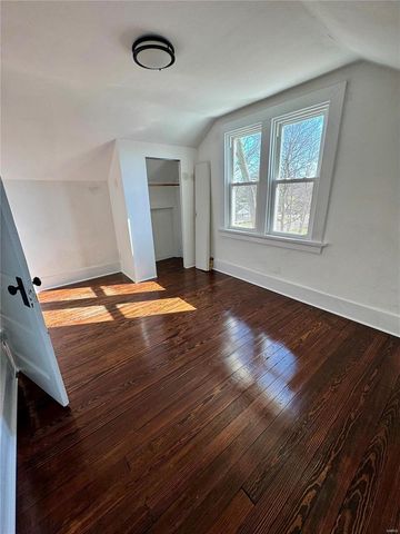 1522 E 5th Street, Washington, MO 63090