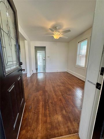 1522 E 5th Street, Washington, MO 63090