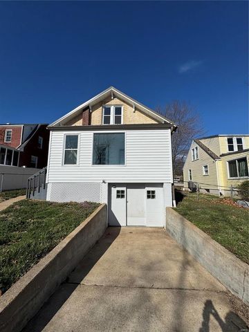 1522 E 5th Street, Washington, MO 63090