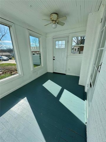 1522 E 5th Street, Washington, MO 63090