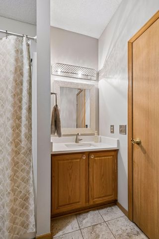 4099 Meadowlark Curve, Eagan, MN 55122