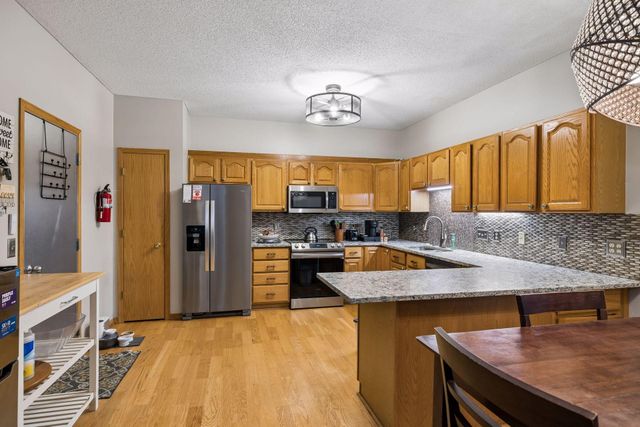 4099 Meadowlark Curve, Eagan, MN 55122