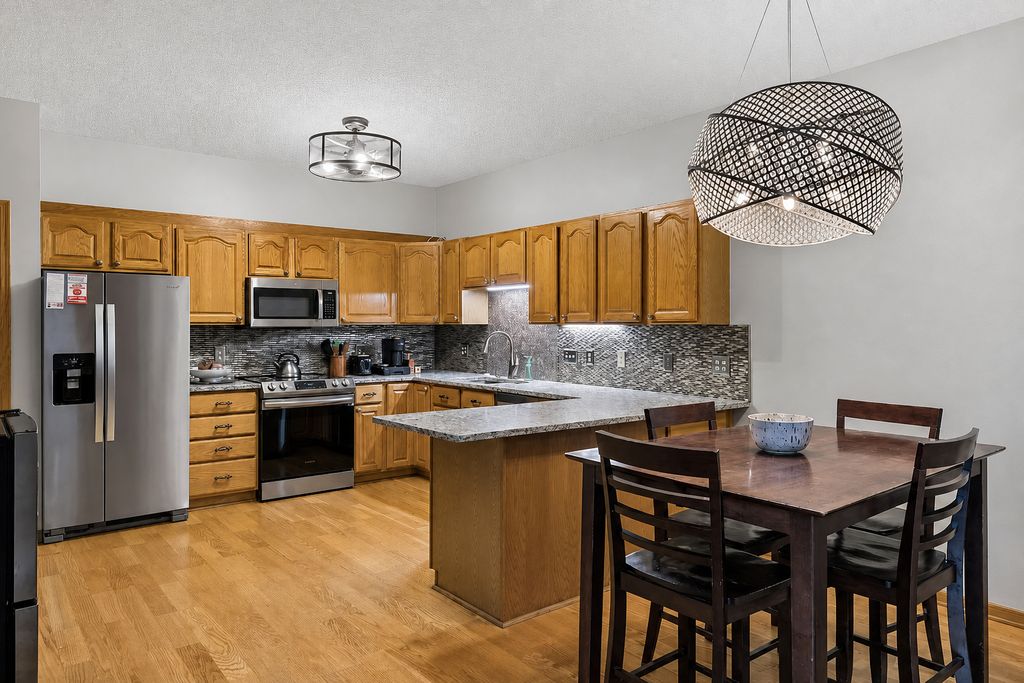 4099 Meadowlark Curve, Eagan, MN 55122 — photo 3