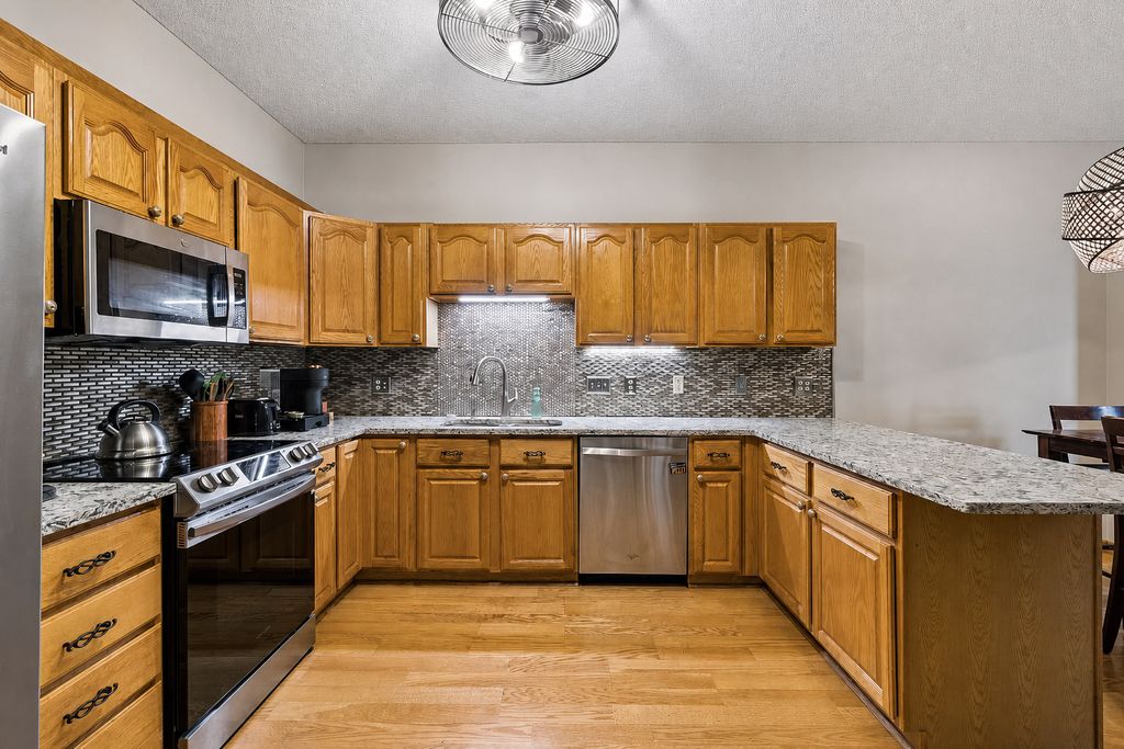 4099 Meadowlark Curve, Eagan, MN 55122 — photo 5