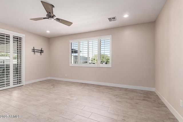 34319 N 7TH Street, Phoenix, AZ 85085