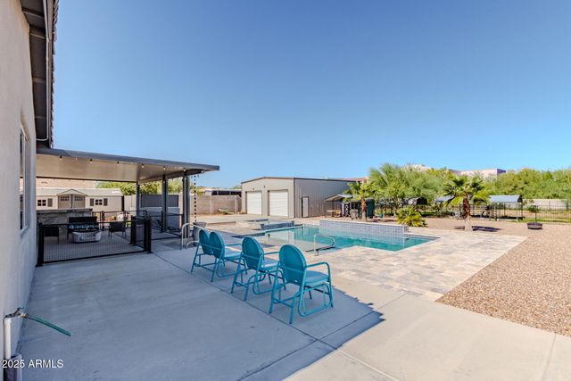 34319 N 7TH Street, Phoenix, AZ 85085