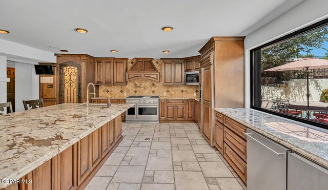 12110 DOUBLE JAY Drive, El Paso, TX 79936