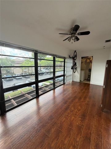 4944 NW 102nd Avenue 2043, Doral, FL 33178
