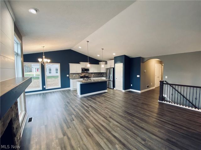 3471 Wicker Street NE, Canton, OH 44721