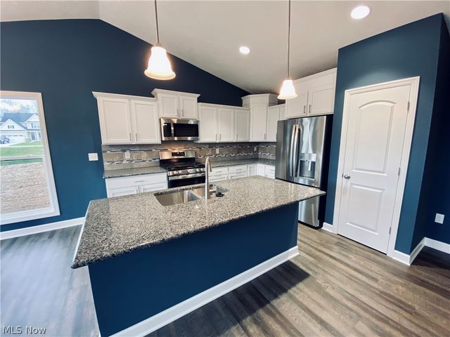 3471 Wicker Street NE, Canton, OH 44721