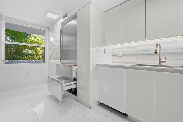 301 Jefferson Ave 2C, Miami Beach, FL 33139