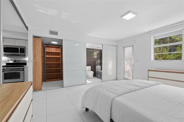 301 Jefferson Ave 2C, Miami Beach, FL 33139