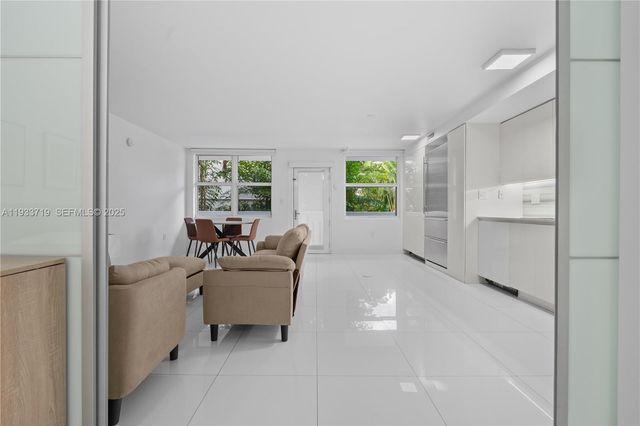 301 Jefferson Ave 2C, Miami Beach, FL 33139