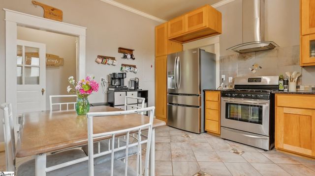 429 Grove Street, Greenwood, SC 29646