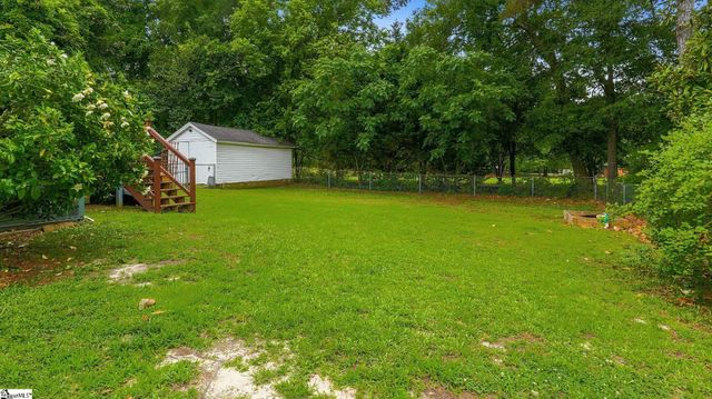 429 Grove Street, Greenwood, SC 29646