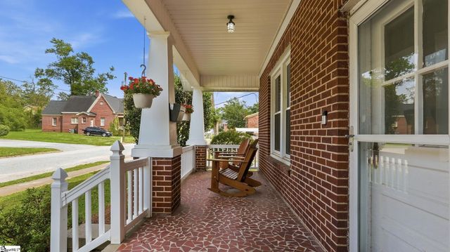429 Grove Street, Greenwood, SC 29646