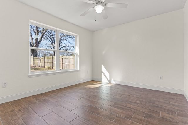810 Alexander Road, Mt Pleasant, TX 75455