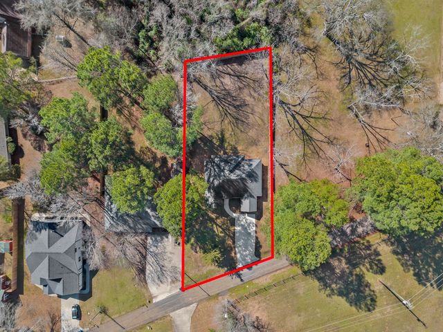 810 Alexander Road, Mt Pleasant, TX 75455
