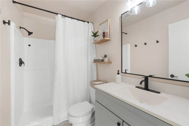 5001 Stoney Creek Rd 354, Culver City, CA 90230