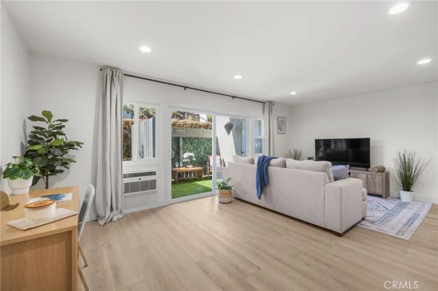 5001 Stoney Creek Rd 354, Culver City, CA 90230