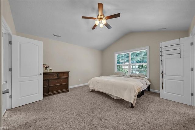 206 Raleigh AVE, Suffolk, VA 23434