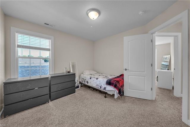 206 Raleigh AVE, Suffolk, VA 23434