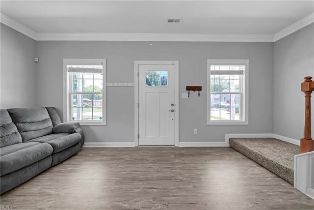 206 Raleigh AVE, Suffolk, VA 23434