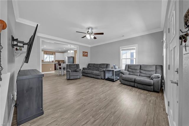 206 Raleigh AVE, Suffolk, VA 23434
