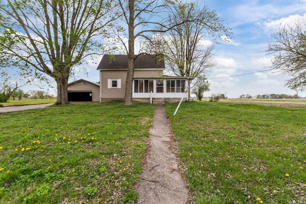 3715 N 900 E, Greentown, IN 46936