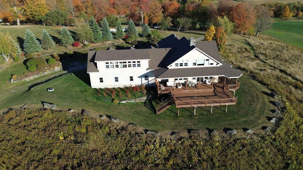 734 Herrick Road, Derby, VT 05829