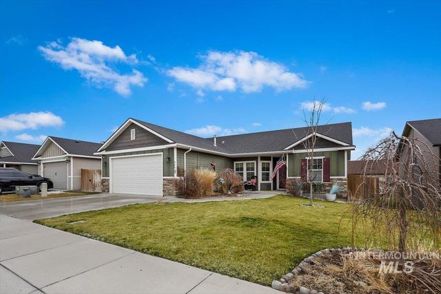 389 Arrow St, Twin Falls, ID 83301