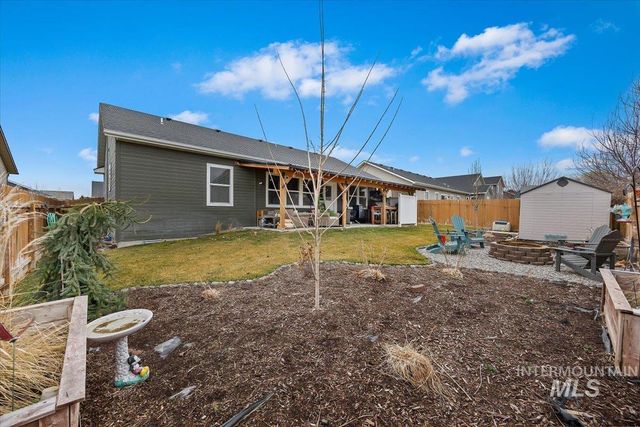 389 Arrow St, Twin Falls, ID 83301