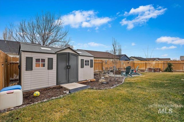 389 Arrow St, Twin Falls, ID 83301