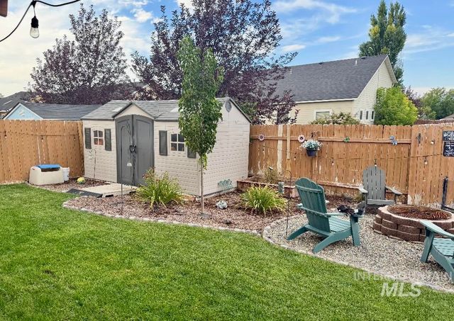 389 Arrow St, Twin Falls, ID 83301