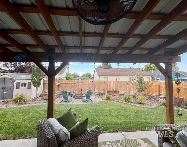 389 Arrow St, Twin Falls, ID 83301
