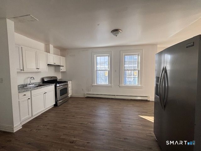 292 Ridgefield Avenue 2, Bridgeport, CT 06610