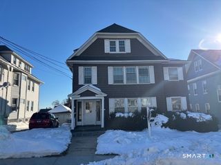 292 Ridgefield Avenue 2, Bridgeport, CT 06610