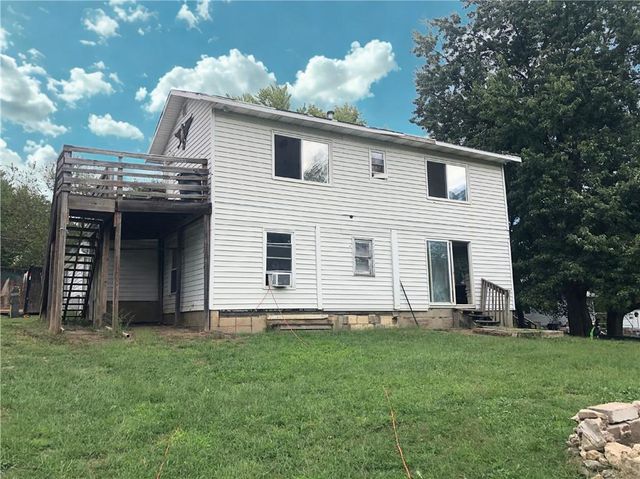 2913 NE Russell Road, Kansas City, MO 64117