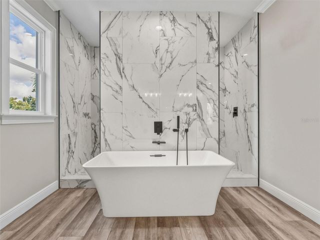 8717 DRIFTWOOD DRIVE, Tampa, FL 33615