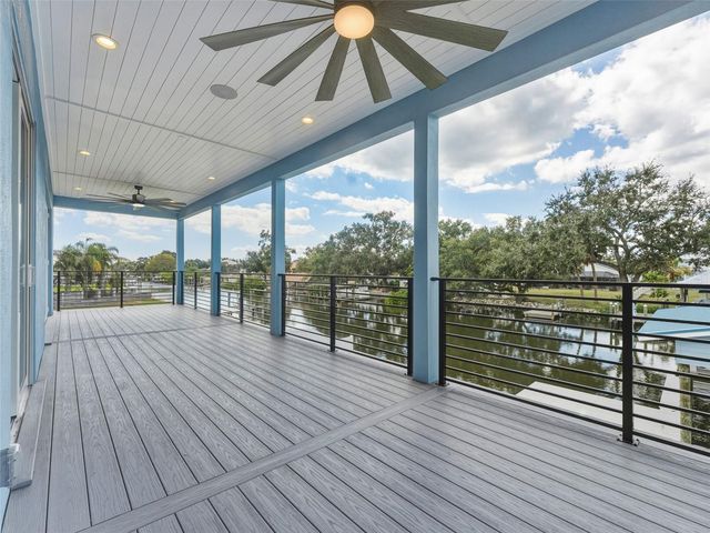 8717 DRIFTWOOD DRIVE, Tampa, FL 33615