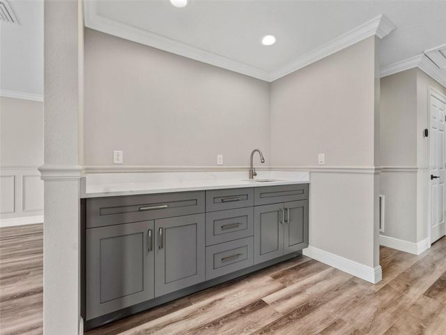 8717 DRIFTWOOD DRIVE, Tampa, FL 33615