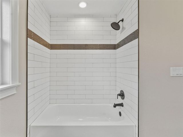 8717 DRIFTWOOD DRIVE, Tampa, FL 33615