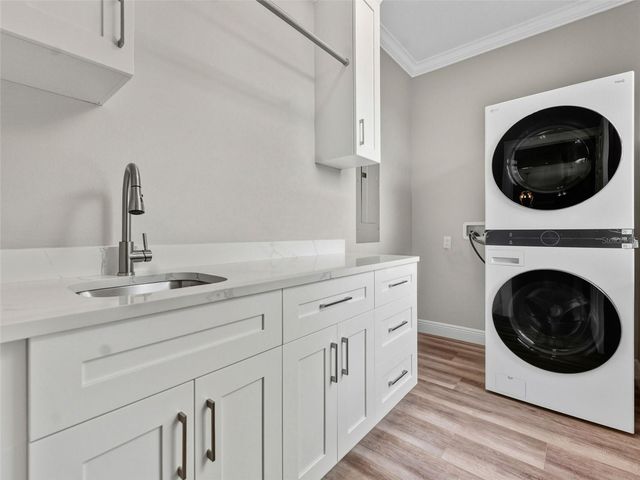 8717 DRIFTWOOD DRIVE, Tampa, FL 33615