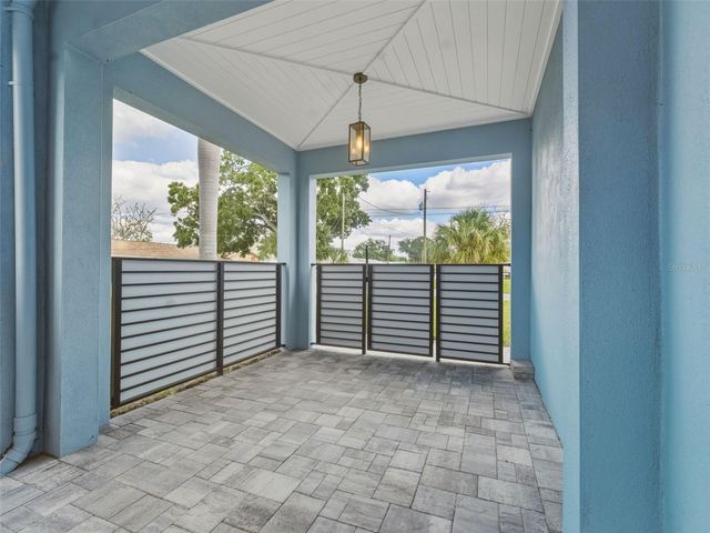 8717 DRIFTWOOD DRIVE, Tampa, FL 33615