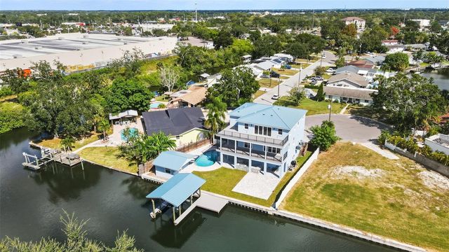 8717 DRIFTWOOD DRIVE, Tampa, FL 33615