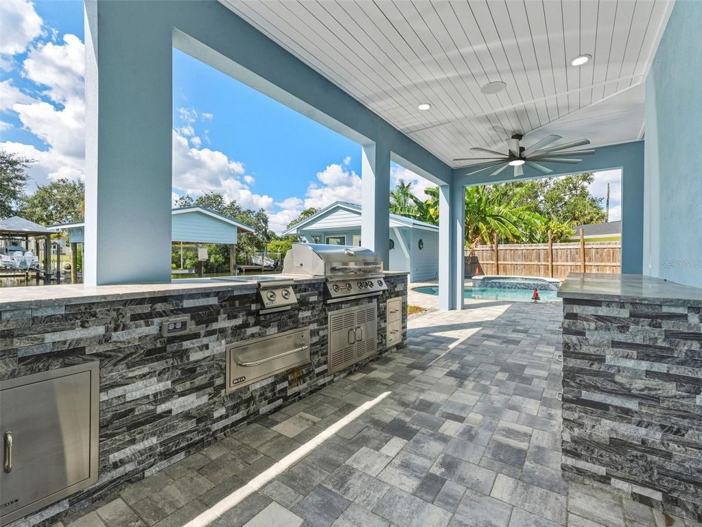 Image 59 of property listing at 8717 DRIFTWOOD DRIVE, Tampa, FL 33615