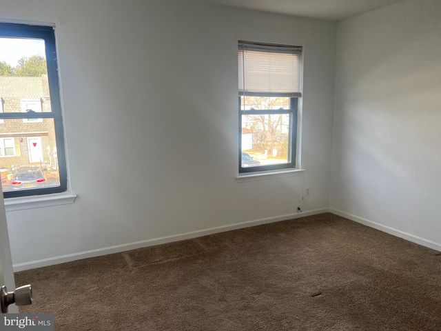 325 BARLEY DR, Newark, DE 19702